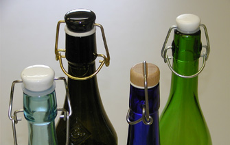 器械栓(気開栓)と瓶のセットイメージ